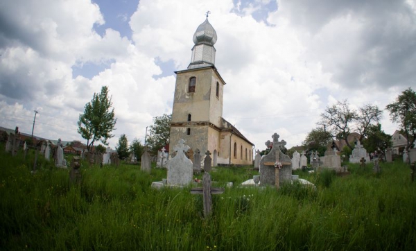Sigi Grabner Road to Sochi, Cemetery - Pic: Private