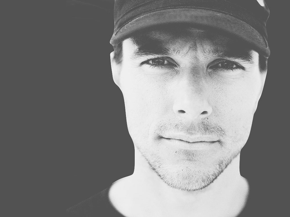 Sigi Grabner black and white portrait 3 mobile - Pic: Pertramer